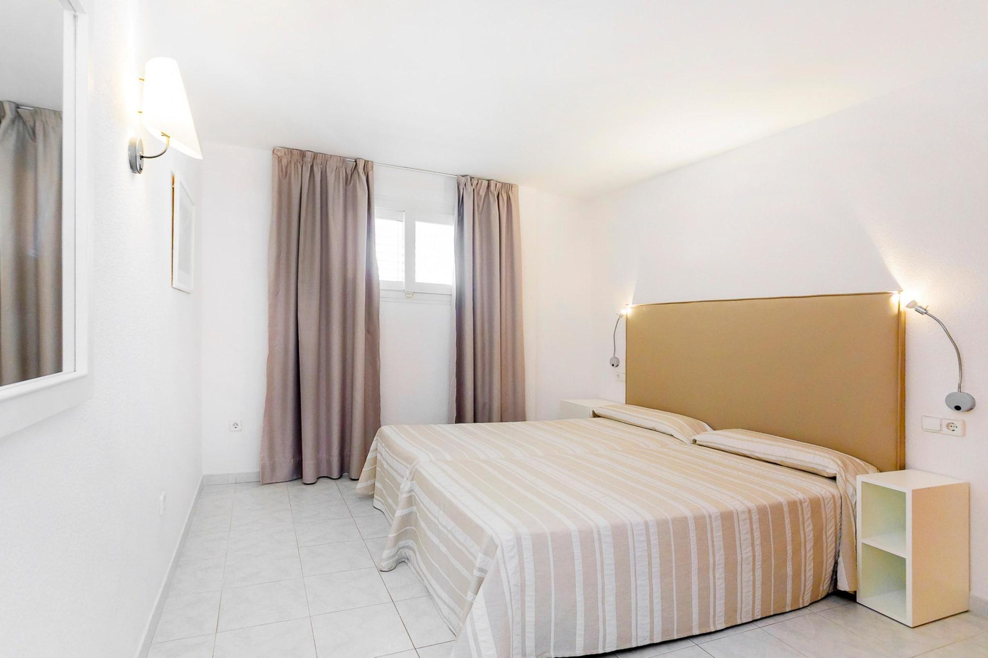 Aparthotel Duquesa Playa Santa Eularia des Riu Exteriér fotografie