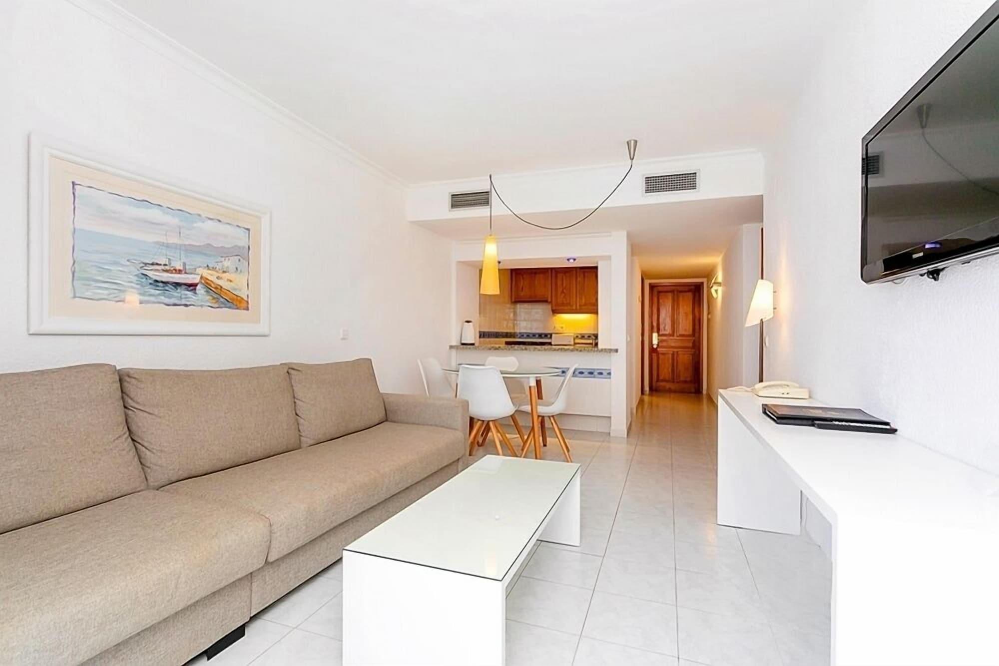 Aparthotel Duquesa Playa Santa Eularia des Riu Exteriér fotografie