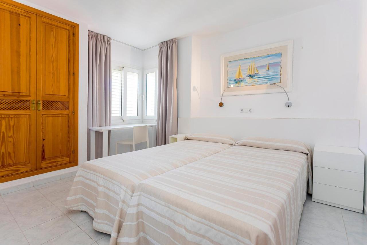 Aparthotel Duquesa Playa Santa Eularia des Riu Exteriér fotografie