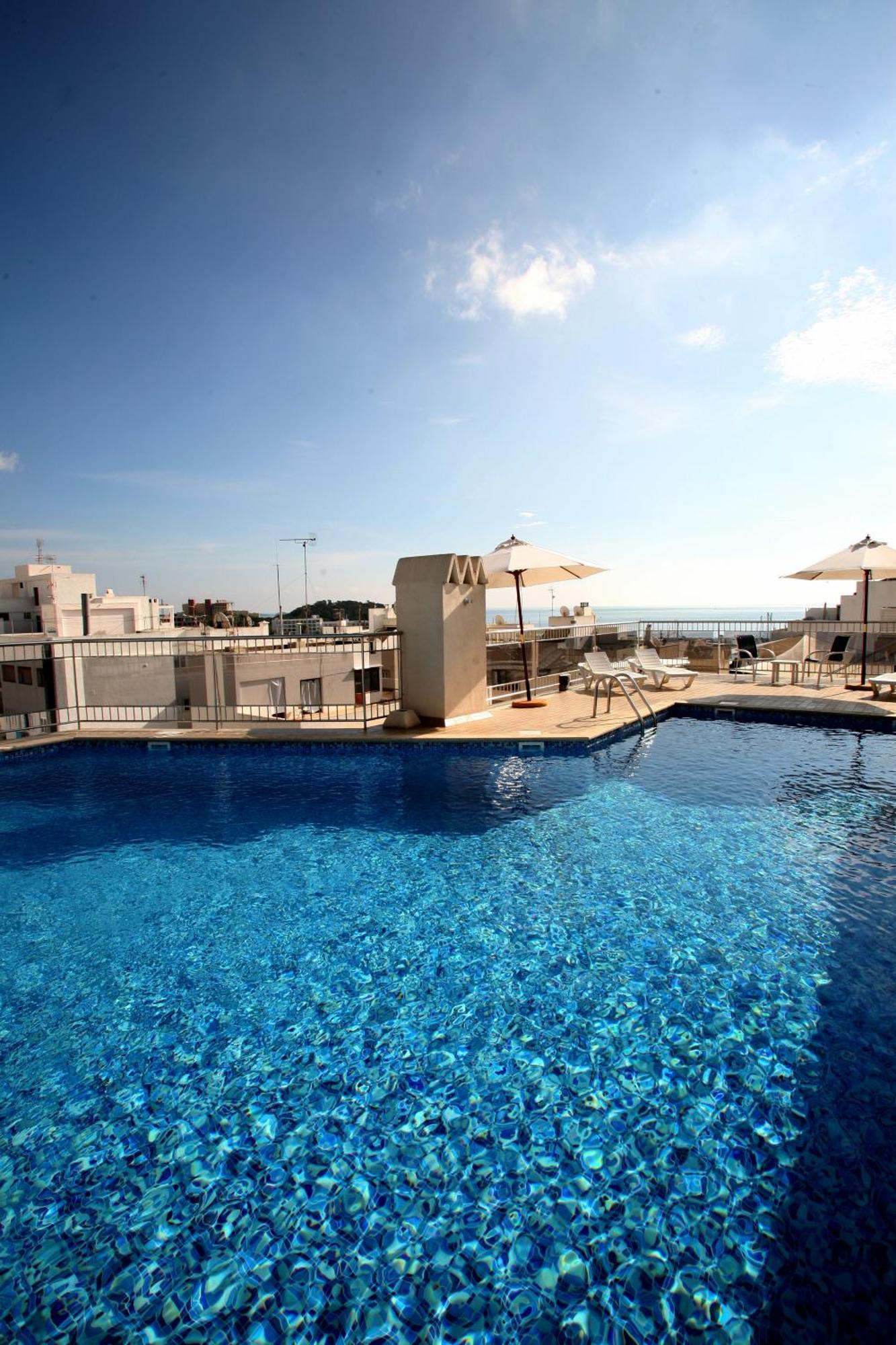 Aparthotel Duquesa Playa Santa Eularia des Riu Exteriér fotografie